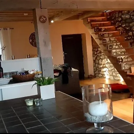 度假居 Merveilleuse Petite Maison De Charme *